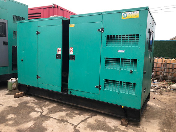 晋源怎样合理控制磷酸铁锂蓄电池的充放电倍率以延长其使用寿命？